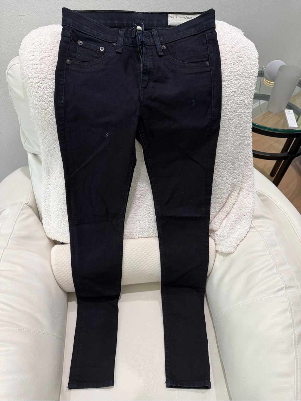 Black Skinny Jeans